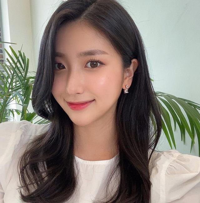 慈溪太原伴游小姐姐