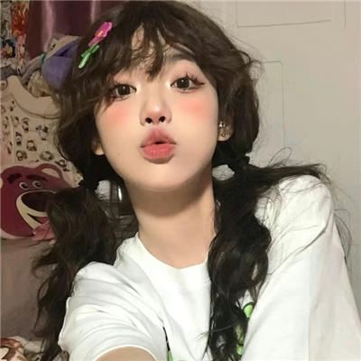 慈溪伴游女生卞寄蕾的资料